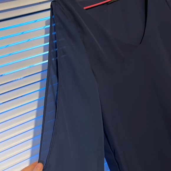 Navy blue flowy dress with mid length sleeves - Picture 2 of 2